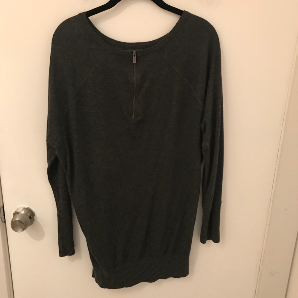 Wearing your ❤️on your sleeve gray sweater - Picture 4 of 6